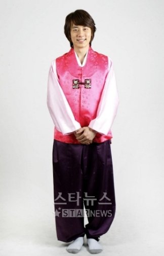 الهانبوك اللبس الكوري التقليدي Andy-200802062-popseoul