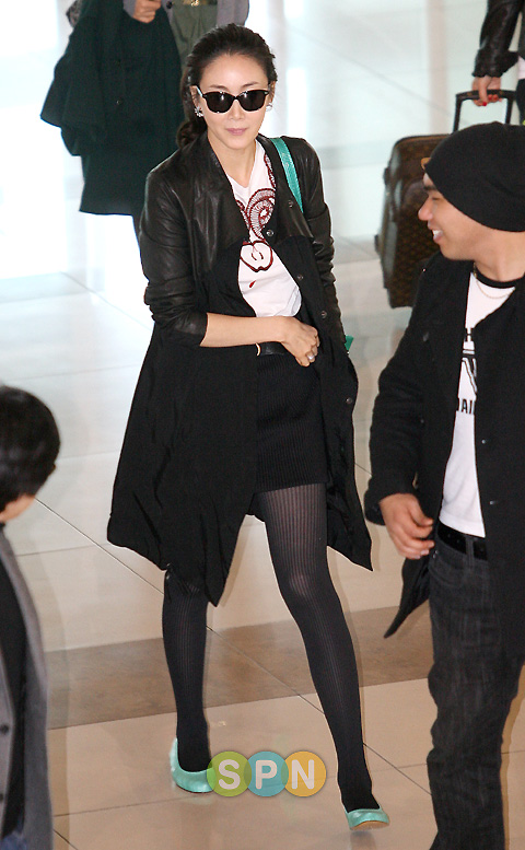 pop spot] choi ji-woo at the airport | popseoul!