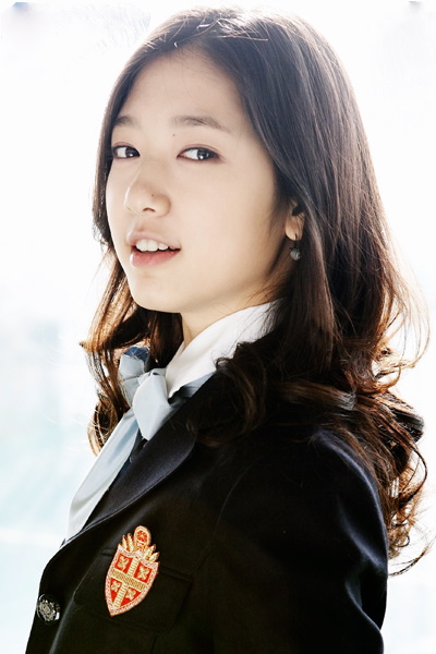 تقريــــــــــــر + صور للممثلة الكورية Park Shin Hye 2007shpopimg09vg3us4