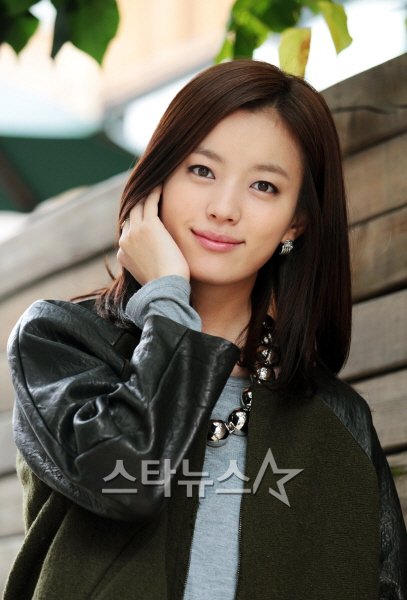صور الممثلة  Han Hyo Joo Hanhyojoo-20110630