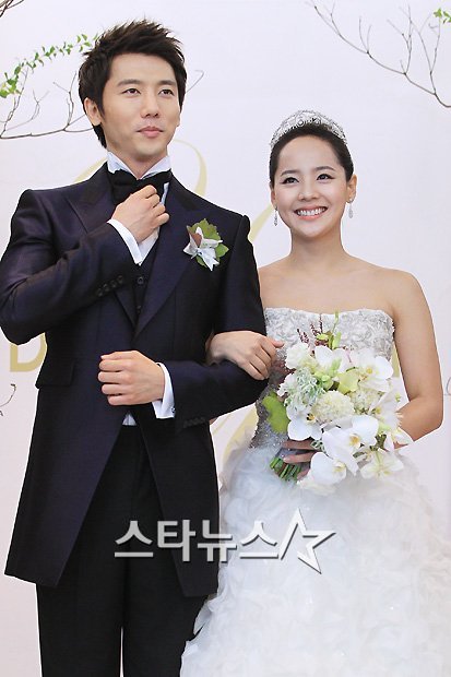 Actor Ki Tae-young and singer/actress Eugene were married